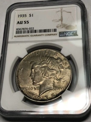 1935 silver U.S. PEACE DOLLAR, Choice AU-UNC. NGC AU55. #aL022 - Image 1 of 4