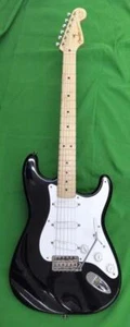 FENDER USA ERIC CLAPTON ST BLACKIE 1999 Stratocaster Used Electric Gutiar - Picture 1 of 12