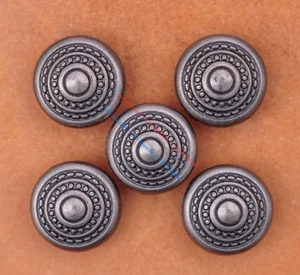 20X Solid Pyramid Shaped Silver Fast Studs Rivets Conchos For Leathercraft Bag - Picture 1 of 12