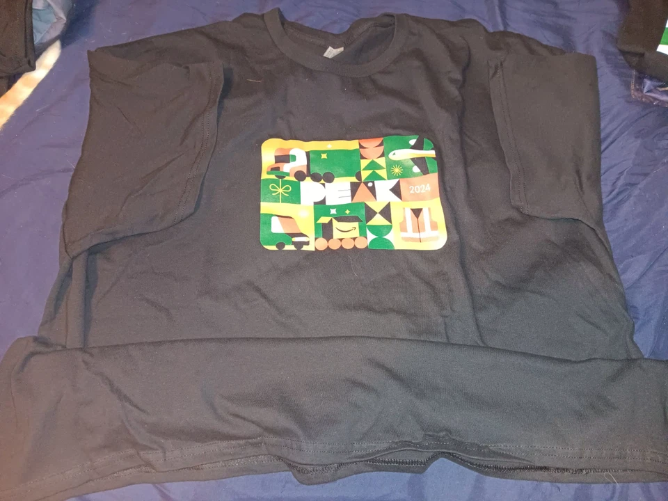 CAMISETA AMAZON 2024 EMPLEADO DADO PRIMER DÍA TALLA XXXXLARGE NUEVA 4XL Foto 1 de 1