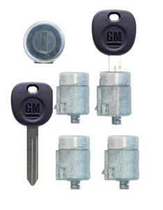 GMC 2001-2007 Savana Van - 4 Door Lock w/2 Keys - Right, Left, Side & Rear - Picture 1 of 4