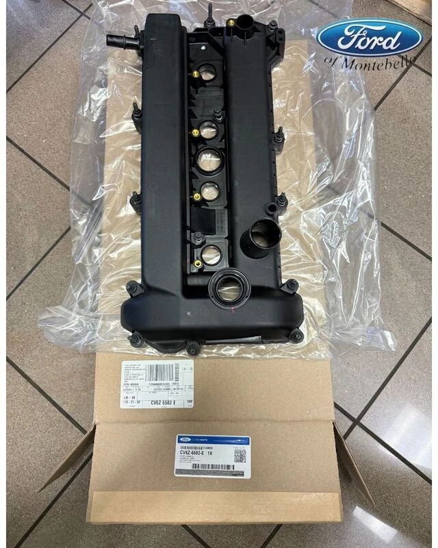 Cubierta de válvula original Ford CV6Z-6582-E Foto 1 de 4