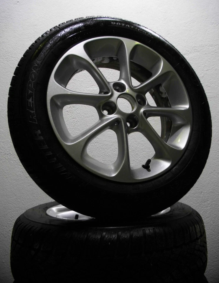 4 Winterreifen 185 60 R15  - 165 65 R15  Smart 453 15" Alufelgen RDK Winterräder - Bild 1 von 4