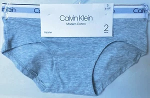 NWT CALVIN KLEIN GIRLS 1 WHITE 1 GRAY UNDERWEAR HIPSTER PANTY SIZE SMALL 6/6X   - Picture 1 of 2