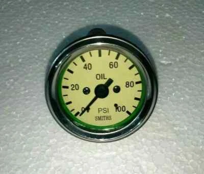 Smiths Replica 52 mm 100 psi Oil Pressure Gauge Cream Face - Image 1 of 3
