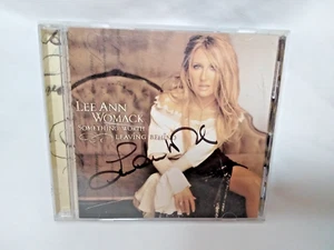 LEE ANN WOMACK SIGNED CD SOMETHING WORTH LEAVING BEHIND (JEWEL CASE ONLY) - Picture 1 of 3