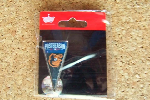 2014 Baltimore Orioles Postseason pennant lapel pin MLB AL post season Cover