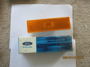 NOS 1978-1980 FORD FIESTA RIGHT HAND SIDE MARKER LAMP ASSEMBLYD8RZ-15A201-A - Picture 1 of 9