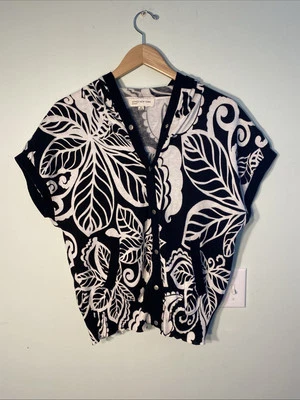 Colete suéter Jones New York Sport XL malha com capuz 98% algodão preto branco floral - Imagem 1 de 4