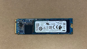 Toshiba 256GB NVMe M.2 2280 80mm KXG50ZNV256G 0CC1D0 D3B817 - Imagen 1 de 2