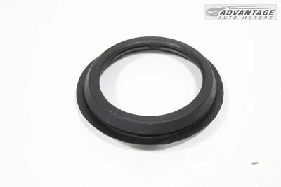 Nissan Máxima 2016-2021 3,5 L tanque de combustible tubo de llenado ojal sello de goma OEM Foto 1 de 4