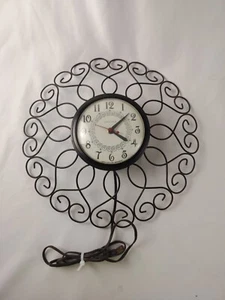 Vintage United Mid Century Wall Clock Farmhouse Classic - Picture 1 of 8