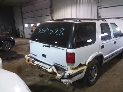 Rear Brakes Rotor Fits 97-05 BLAZER S10/JIMMY S15 2085918 - Image 1 of 4