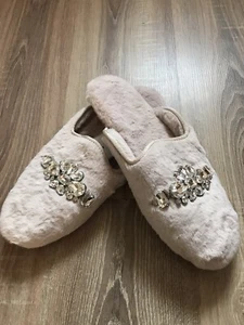 Women’s Size UK 8 Posh Faux Fur Mule Slippers With Gems Crystal M&S Valentines - Picture 1 of 5