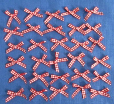 #69 Lote-30 mini lazos cinta roja/blanca guinga cheques álbum de recortes manualidades hágalo usted mismo Foto 1 de 4