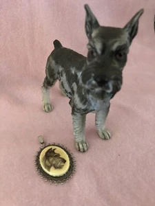 Vintage Andrea by Sadek Schnauzer Figurine & Cameo Pendant - Picture 1 of 7