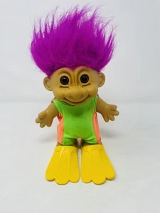Seltener großer 9" Russ Tauchtroll mit magentafarbenem Haar Tauchoutfit Tauchflossen - Bild 1 von 7