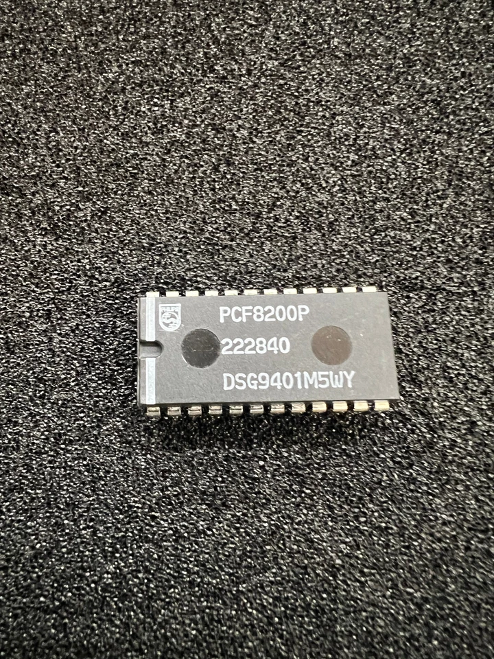 1 Stück/pcs. - PCF8200P - PHILIPS DIP24 - Voice Synthesizer - Image 1 of 1