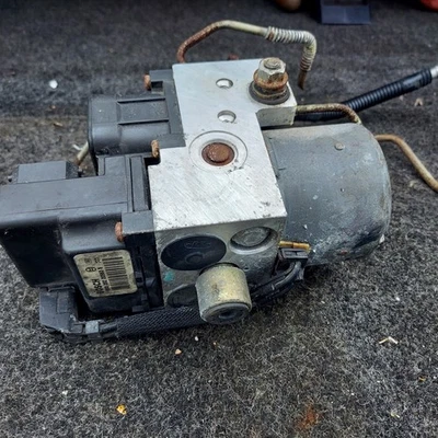 04 05 2004 2005 Pontiac Grand Prix Bomba ABS Módulo de freno antibloqueo Bosch OEM Foto 1 de 4