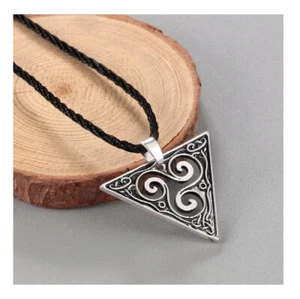 Halskette Anhänger Kette Triskele Kelten Wikinger Götter Valknut Thor Metall - Bild 1 von 1