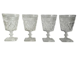 Vintage Set Of 4 Indiana Glass wine/juice square footed crystal clear glasses - Picture 1 of 4