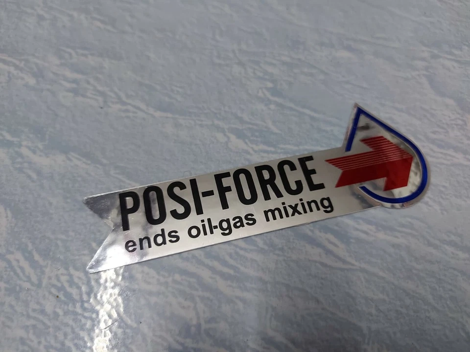 CALCOMANÍA EMBLEMA TANQUE ACEITE SUZUKI A100-AS100-AC100-K10-K11-B100-B120-K15-M12 NOS JP Foto 1 de 1