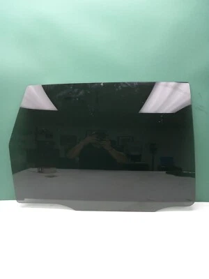 Chrysler PT Cruiser 2001-2010 ventana puerta de vidrio pasajero trasero derecho OEM Foto 1 de 4