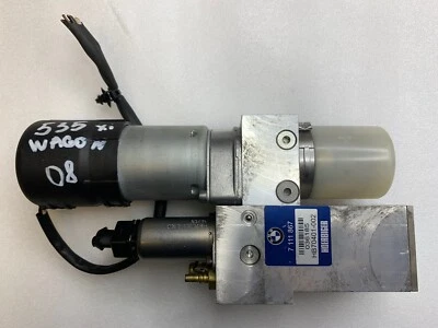 BMW 530i 535i 2004-2010 vagón touring maletero tapa escotilla bomba hidráulica OEM 7111867 Foto 1 de 4