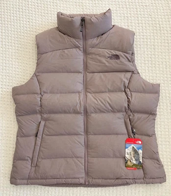 Chaleco North Face W 700 Plumón de Ganso Nuptse 2 - Gris Codorniz/Púrpura Claro - M - Precio de venta sugerido por el fabricante $149 Foto 1 de 4