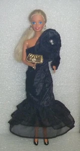 Beautiful late 1990's Barbie In a Custom Formal Gown, Shoes & Purse All Pearly - Picture 1 of 10