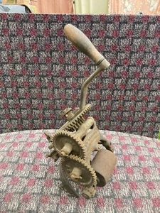 ANTIQUE McCORMICK DEERING SCYTHE BLADE SHARPENER GRINDING FARM TOOL STEAMPUNK - Picture 1 of 22