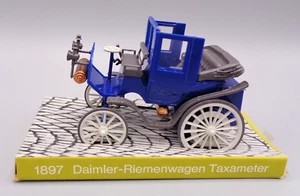 Cursor 1/43 1897 Daimler Victoria Riemewagen Taxameter Taxi Plastic Model Car - Picture 1 of 3