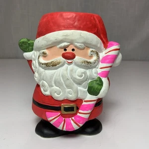 Vintage 60er Jahre kitschige Weihnachtsmann Figur hält Zuckerstange hält konische Kerze - Bild 1 von 3