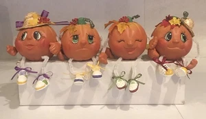 4er Set Vintage anthropomorphe Halloween Kürbisse Regal Sitter Figuren - Bild 1 von 11