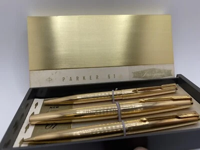 Raro juego de fuente/bolígrafo y lápiz Parker 61 Gold Insignia años 60 Foto 1 de 4