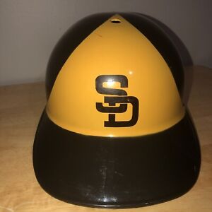 Vintage San Diego Padres Plastic Laich Baseball souvenir Batting Helmet MLB 1969