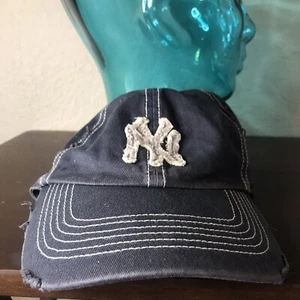 New York Yankee Distressed Baseball Cap Fitted Youth Hat MLB The Franchise - Picture 1 of 3
