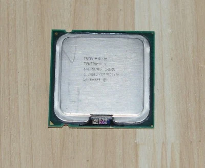 SL9KF Intel Pentium 4 641 3.2GHz/2M/800MHz Socket 775 Processor - Image 1 of 4