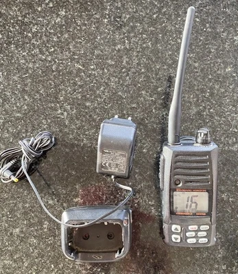 Standard Horizont HX270 E- Handfunkgerät - Bild 1 von 4
