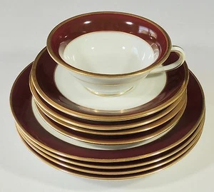 9 platos de ensalada Rosenthal Selb Bavaria granate rojo dorado 4 platillos 1 taza usados en excelente estado - Imagen 1 de 12