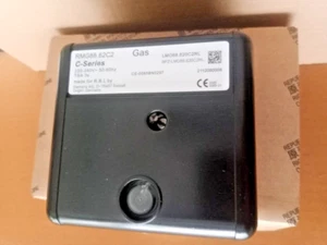1PC Siemens RMG88.62C2  C-Series Riello Gas Burner Controller- Original Siemens - Picture 1 of 5