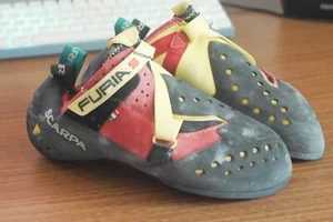 Scarpa Furia S Climbing Shoes size EU 44 (US men's 10.5) - Picture 1 of 9