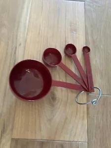 Burgundy Red Metal Enamel Measuring Cups from H&M Home Baking Cooking - Picture 1 of 4