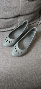 Crocs Kadee graue Ballerinas Mädchen Größe 4 - Bild 1 von 7