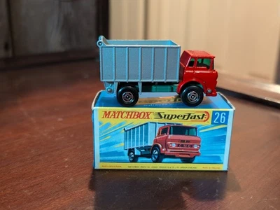 Camión volquete GMC Matchbox Superfast #26 de colección en caja original Foto 1 de 4