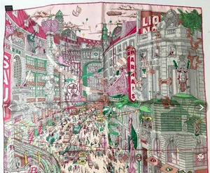 Hermes Seidentuch Carre 90 Le Grand Prix du Faubourg gebraucht ohne Karton - Bild 1 von 10