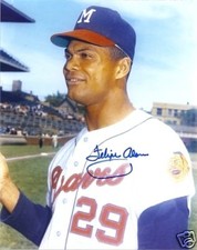 FELIPE ALOU  MILWAUKEE BRAVES  ACTION SIGNED 8x10
