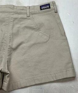 Patagonia Stand Up Shorts Beige Khaki Women’s Size 4 With 3” Inseam NICE - Picture 1 of 9