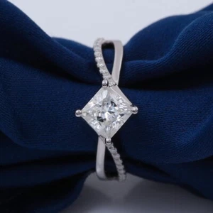 1.50 Ct Engagement Ring Twisted White Topaz Cubic Zirconia Silver Gemstone Ring - Picture 1 of 6