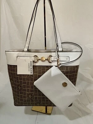 Bolsa tote Anne Klein Horsebit branca e marrom. Nova com etiqueta - Imagem 1 de 4